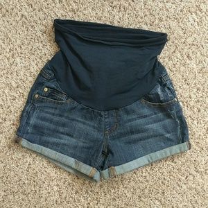 Maternity shorts